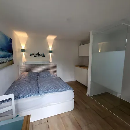 Hafenkoje - Travemünde